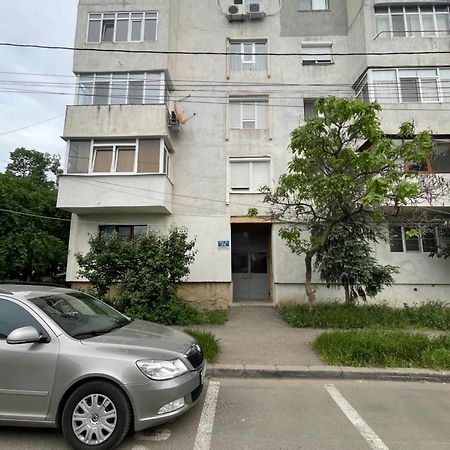 Royal Apartment Buzau Ngoại thất bức ảnh